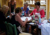 LOS MERCADOS ZONA ROMANTICA PUERTO VALLARTA CREATIVITY WORKSHOPS